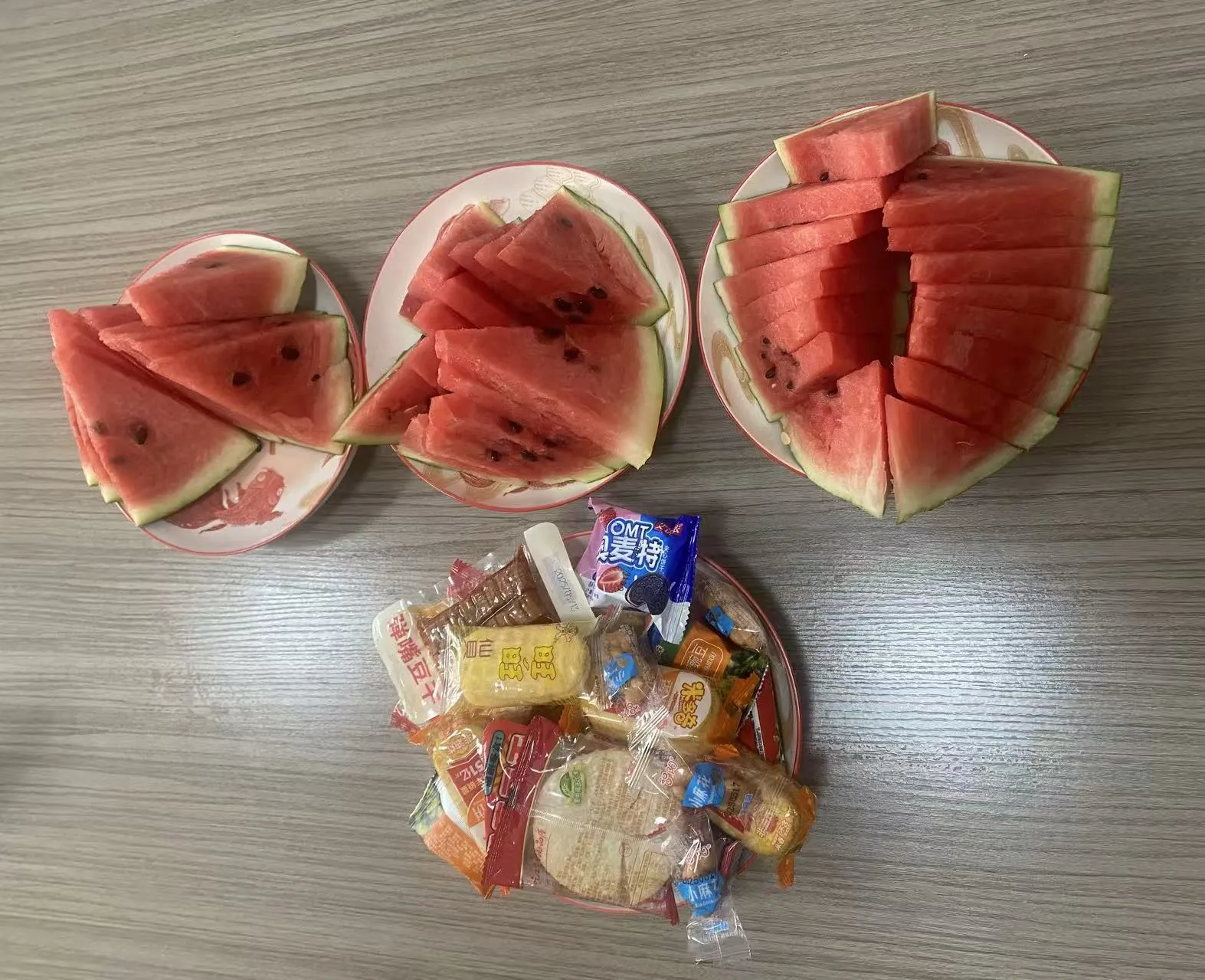Topel popoldanski čaj iz Zemeijia